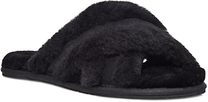 (W) UGG Scuffita 'Hitam' 1123572-BLK Lookbook (W) UGG Scuffita 'Hitam' 1123572-BLK