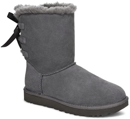 (Women) UGG Short Bow Stiefel Fleece Lined Gray 1110706-CHRC Lookbook (Women) UGG Short Bow Stiefel Fleece Lined Gray 1110706-CHRC