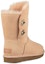 Shop (W) UGG Pendek Berlapis Fleece Turnlock 1094933-AMB