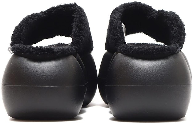 (W) UGG Sandal 'Nyaman Hitam' 1138178-blk Lookbook (W) UGG Sandal 'Nyaman Hitam' 1138178-blk