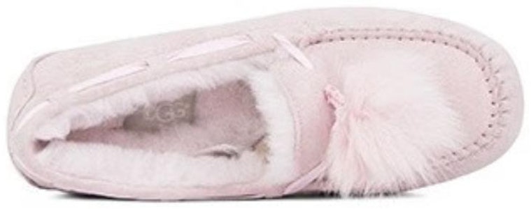 (W) UGG Slip-On 'Fesyen Keselesaan' 1019015-SLPN Lookbook (W) UGG Slip-On 'Fesyen Keselesaan' 1019015-SLPN