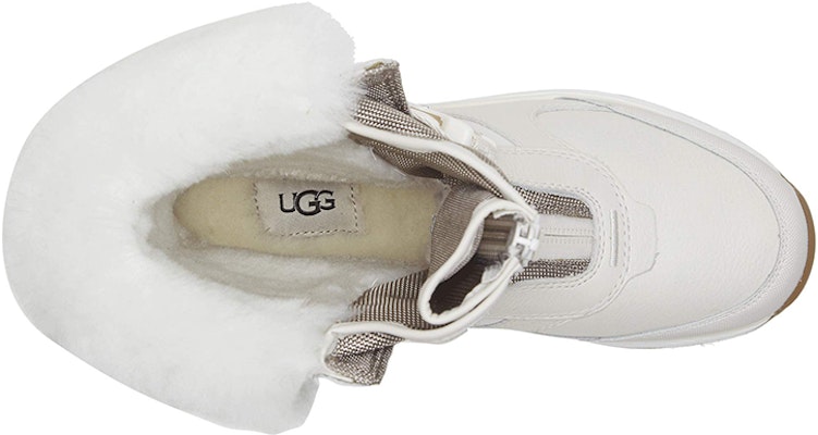 (W) UGGスノーブーツ (ホワイト) 9249682-WHT Lookbook (W) UGGスノーブーツ (ホワイト) 9249682-WHT