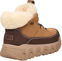 Shop (W) UGG TerreTrail Cozy Lace Boot Kastanje 1158210-CHE