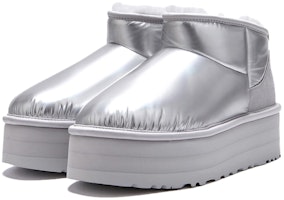 (W) UGG超迷你平台亮面靴银色 1144048-SLVR Lookbook (W) UGG超迷你平台亮面靴银色 1144048-SLVR