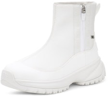 UGG Yose Zip 簡潔舒適 中筒 雪地靴 女式 白色 Lookbook UGG Yose Zip 簡潔舒適 中筒 雪地靴 女式 白色