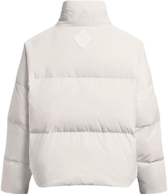 (W) Under Armour ColdGear Jaket Mock Neck Warna Polos. 1378858-112 Lookbook (W) Under Armour ColdGear Jaket Mock Neck Warna Polos. 1378858-112