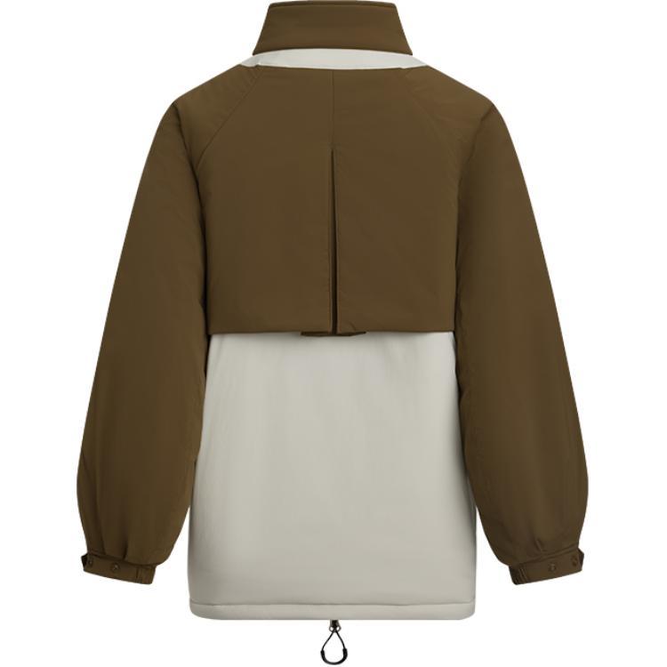 Lookbook (W) Under Armour Serie Urban Nature Chaqueta Cálida Confort Marrón Coyote. 1389311-498