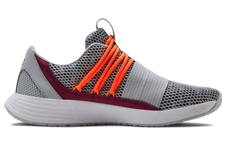 Lookbook (W) Under Armour Breathe Lace Sepatu Wanita 3019973-105
