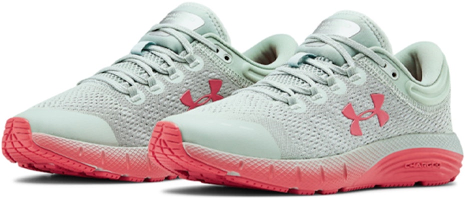 (W) Under Armour Charged Bandit 5 Sepatu Lari Pria 3021964-300 Lookbook (W) Under Armour Charged Bandit 5 Sepatu Lari Pria 3021964-300