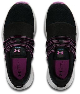 (W) UAチャージド ブリーズ カラーシフト 黒 3023658-001 Shop (W) UAチャージド ブリーズ カラーシフト 黒 3023658-001