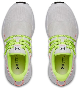(W) Under Armour Charged Breathe Lace Kasut Lari Putih/Hijau 3022584-103 Shop (W) Under Armour Charged Breathe Lace Kasut Lari Putih/Hijau 3022584-103