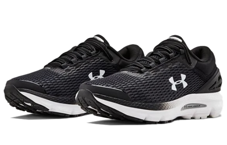 Lookbook (W) Under Armour Charged Intake 3 Zwart 3021245-003