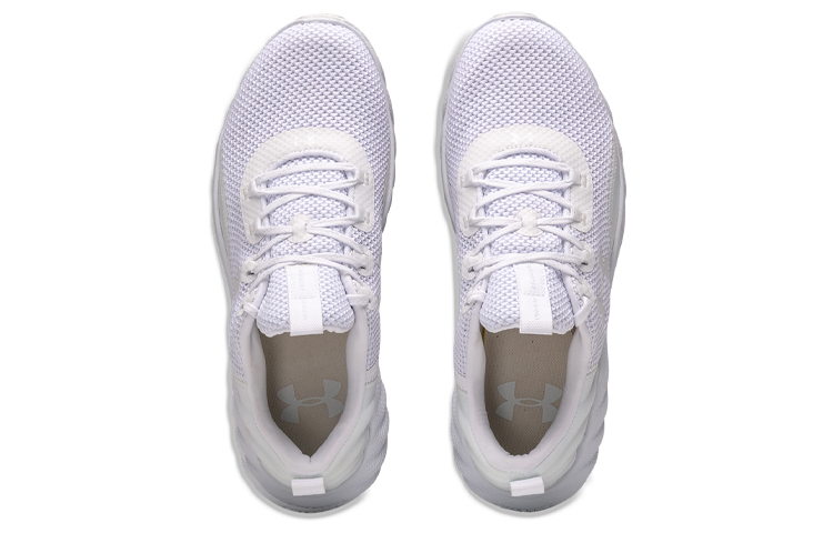 Shop (W) UAチャージドウィル ランニングシューズ (白) 3022039-104