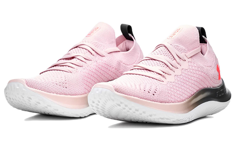 Lookbook (W) Under Armour Flow Knit Low ''Rosa'' 3024017-605