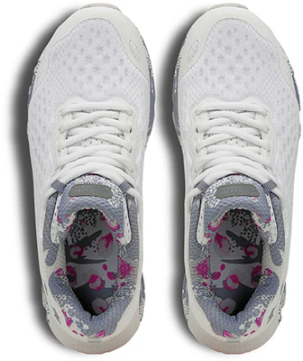 (W) Under Armour HOVR Infinite 3 'Putih' 3025287-100 Lookbook (W) Under Armour HOVR Infinite 3 'Putih' 3025287-100