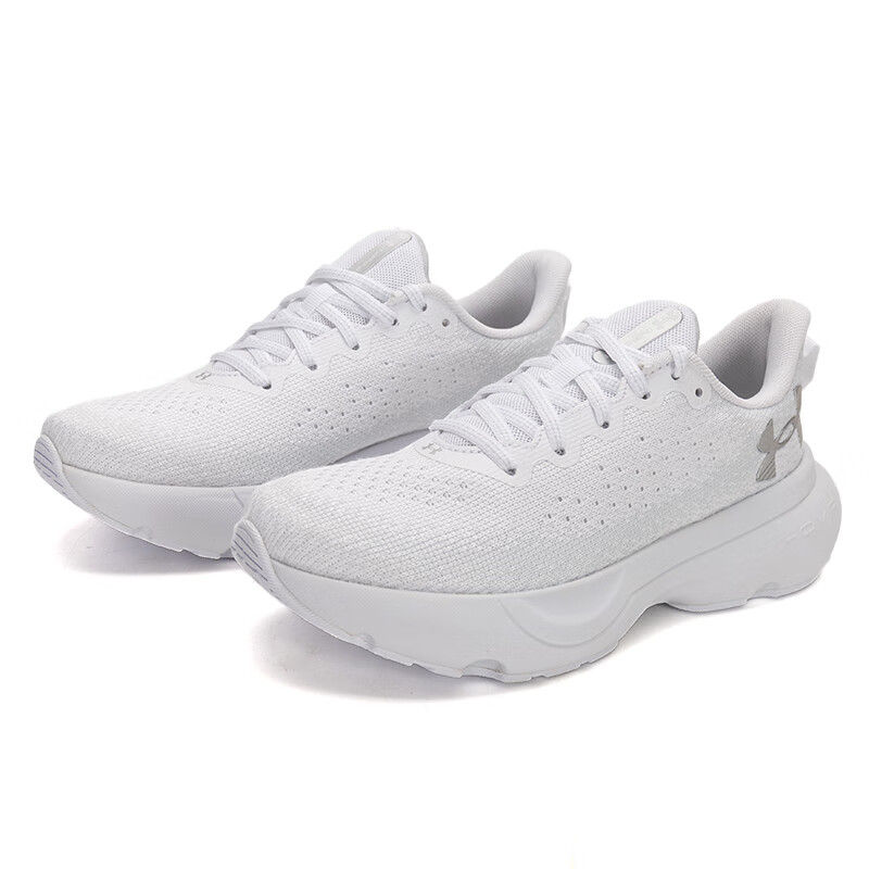 Lookbook (W) UAホバー インフィニット 白/メタリックシルバー 3027524-101