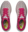 Shop Under Armour HOVR Velociti 2晶片跑步鞋 粉紅色 女性款