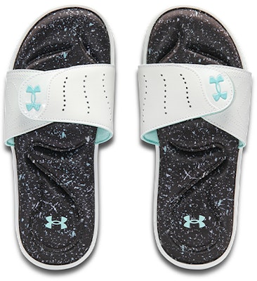 (W) 언더아머 이그나이트 VI 그래픽 슬리퍼 화이트/블랙 3023767-104 Lookbook (W) 언더아머 이그나이트 VI 그래픽 슬리퍼 화이트/블랙 3023767-104