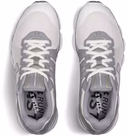 Lookbook Under Armour Micro G SpeedSwift 女士跑步鞋 灰色