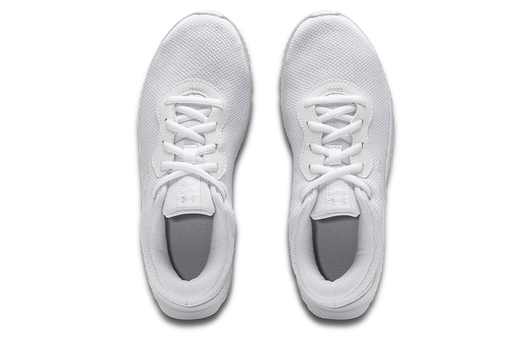 Lookbook Under Armour Mojo 2 輕便防滑 純色休閒運動鞋 女款 白色