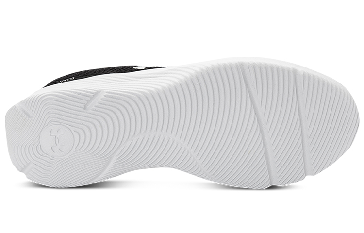 Shop Under Armour Mojo 2 輕便防滑 純色休閒運動鞋 女款 白色