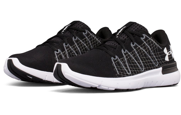Lookbook (W) Under Armour Thrill 3 ''Zwart'' 1295770-001