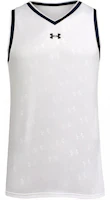 (Women) Under Armour White Loose Fit Sleeveless Basketball Training Tank. 21500102-100 (Women) Under Armour White Loose Fit Sleeveless Basketball Training Tank. 21500102-100