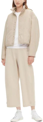 (W) UNIQLO 女裝 FW22 米色單排釦立領外套 452224-30 Lookbook (W) UNIQLO 女裝 FW22 米色單排釦立領外套 452224-30