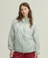 (Women) URBANDTYPE Airlite Raglan Windbreaker Blue UBEAJP001BL (Women) URBANDTYPE Airlite Raglan Windbreaker Blue UBEAJP001BL