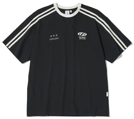 (W) URBANDTYPE 풋볼 저지 티셔츠_블랙 UBDUTS002BK Lookbook (W) URBANDTYPE 풋볼 저지 티셔츠_블랙 UBDUTS002BK