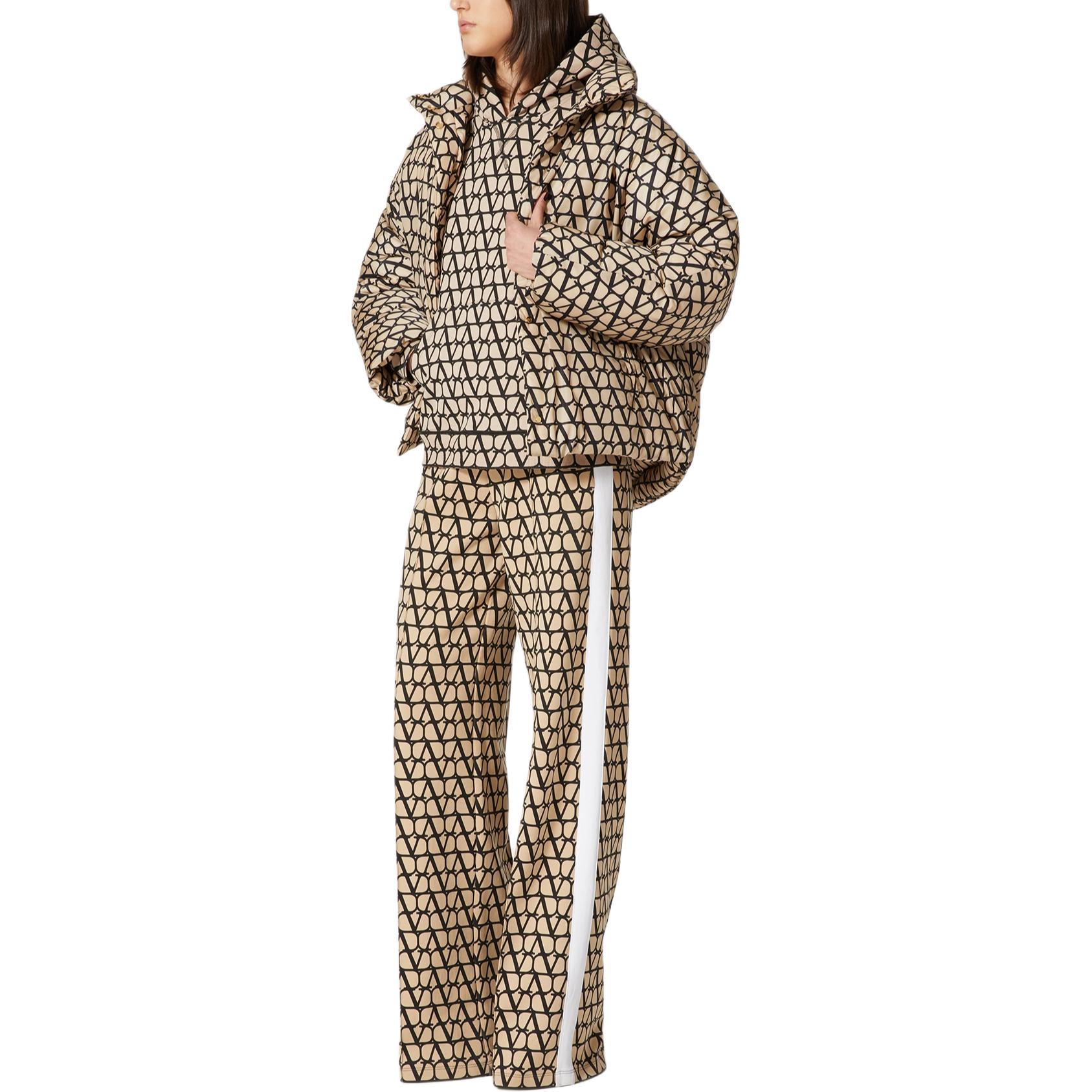 Shop (W) Valentino Hoodie Oversized Khaki. BMF21X82BSN0