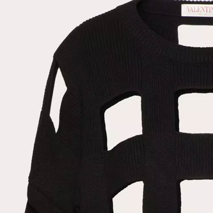 Details for (W) Valentino Sweater Hitam Solid Warna Hollow Pullover 3B0KC49J8910NO