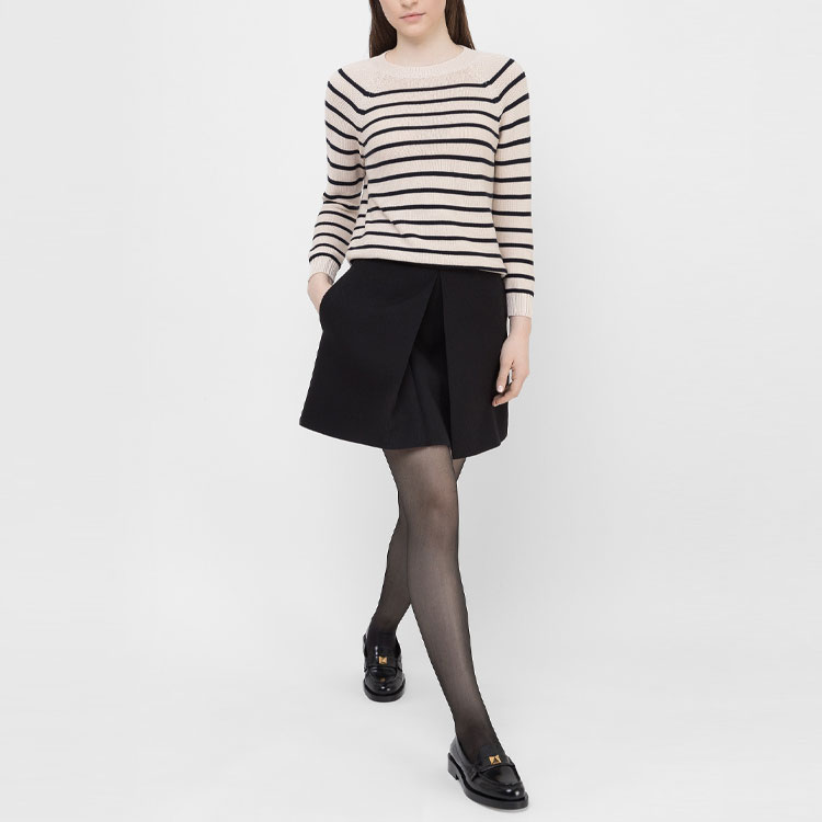 Lookbook (W) Valentino Falda Mini Negra Fruncida Casual de Moda. XB3RA8D56LR0NO