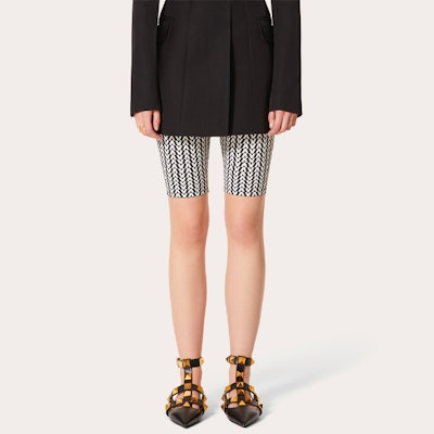 (W) Valentino FW21 黑色彈力針織修身短褲 WB3MD03A6GG0NI Lookbook (W) Valentino FW21 黑色彈力針織修身短褲 WB3MD03A6GG0NI