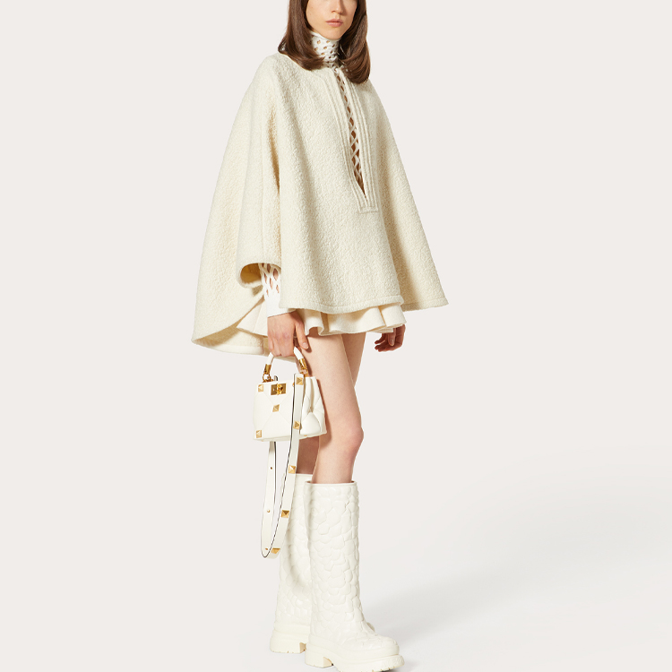 Lookbook (W) Falda Mini Línea A de Talla Alta Valentino FW21 Beige. WB0RA8826R6A03