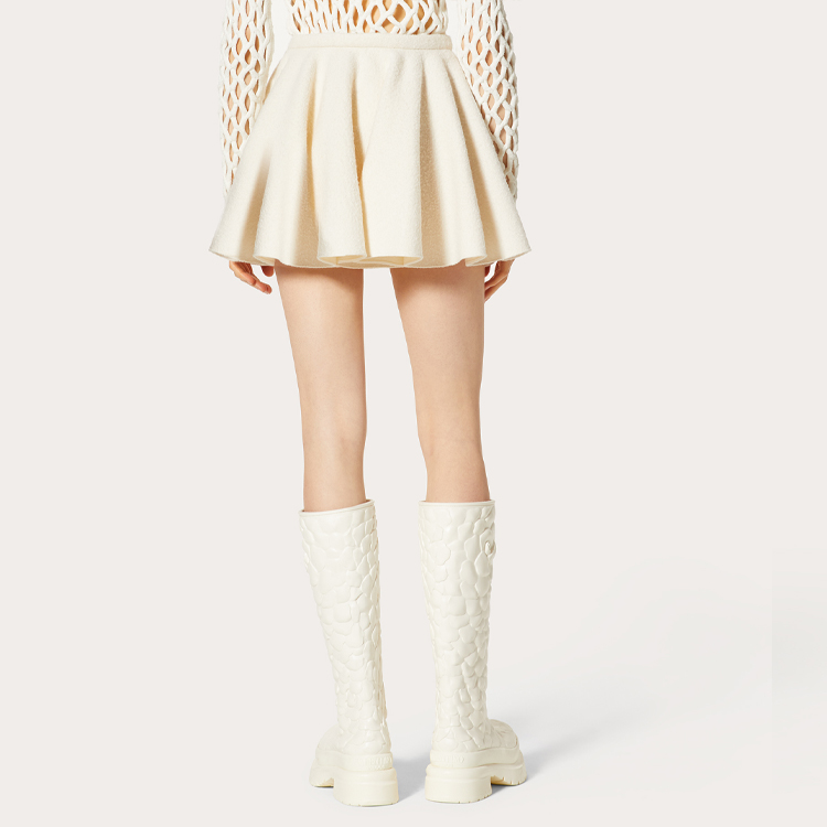 Purchase (W) Falda Mini Línea A de Talla Alta Valentino FW21 Beige. WB0RA8826R6A03