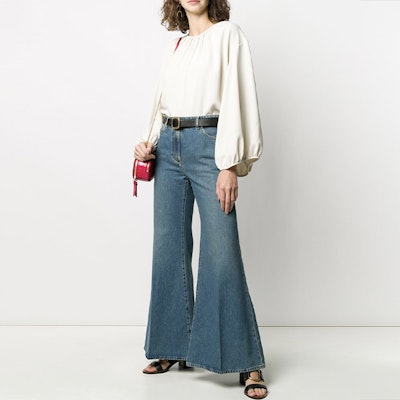 (W) Valentino FW21 Vaqueros Anchos Acampanados Logo Azul TB3DD08H4BD51B Lookbook (W) Valentino FW21 Vaqueros Anchos Acampanados Logo Azul TB3DD08H4BD51B