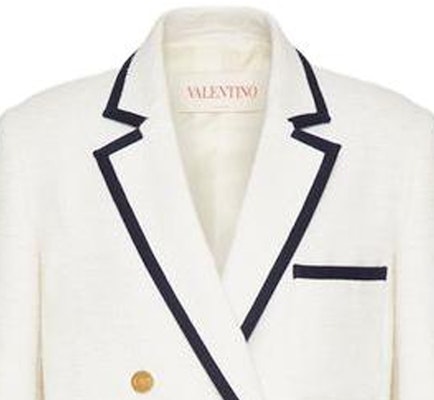 (W) Valentino FW23 Blazer Kasual Putih Bergaris Double-Breasted. 3B3CEE607A66A1 Details for (W) Valentino FW23 Blazer Kasual Putih Bergaris Double-Breasted. 3B3CEE607A66A1