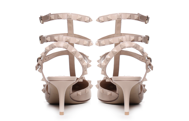 Shop (Women) Valentino Garavani 'Light Pink Buckle Pointed-Toe Stiletto' 2W0S0375VB8K4S