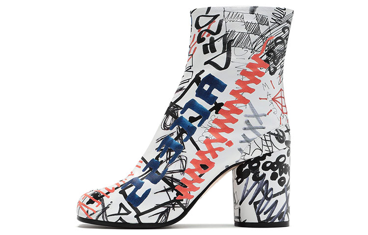 (W) Valentino Garavani Boot 'White Graffiti'
