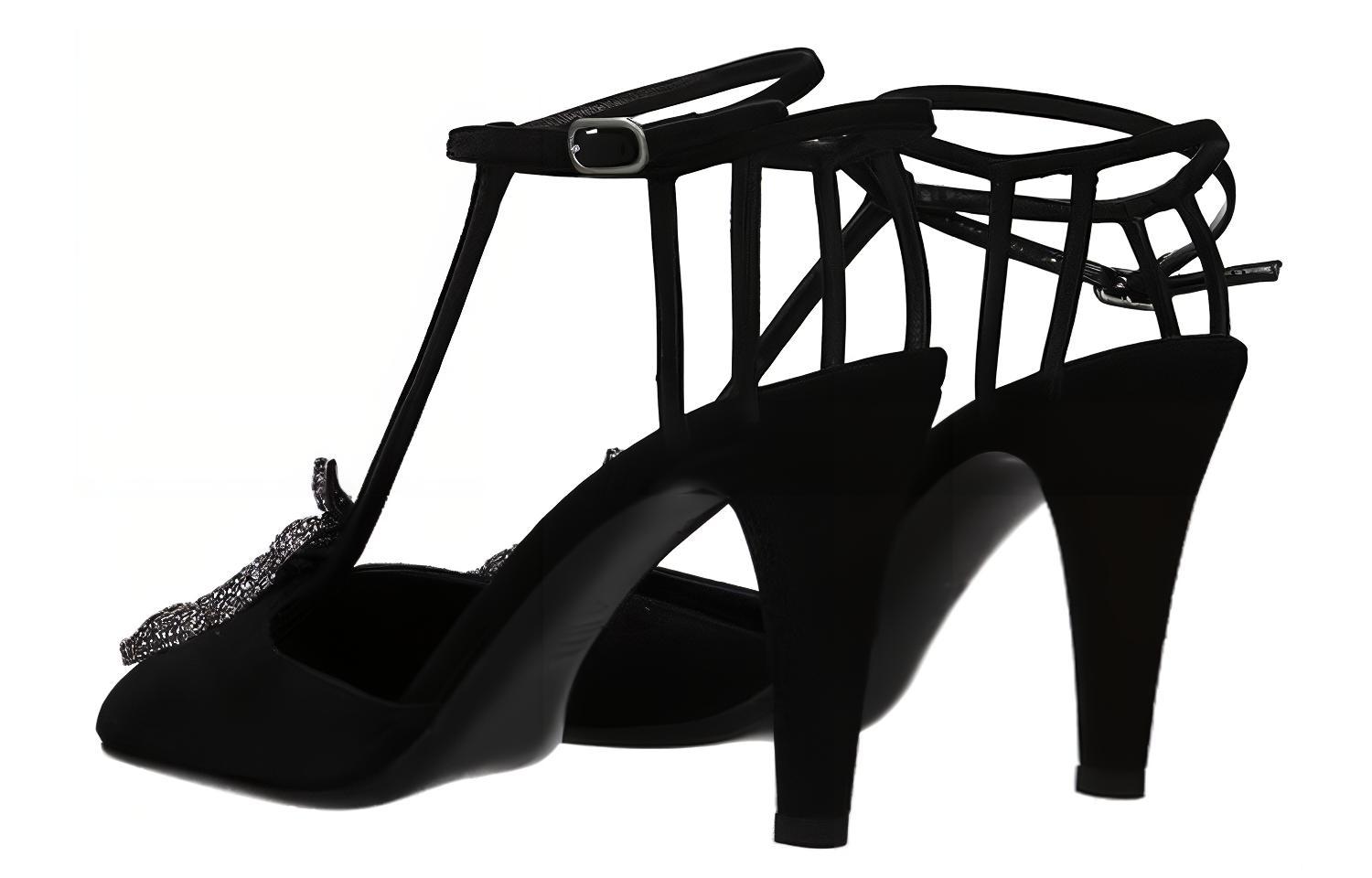 Shop (W) Valentino Garavani Tumit Tinggi 'Black Velvet' S0V61DXL0NO