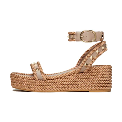 (W) Valentino Garavani Rockstud 'Brown'