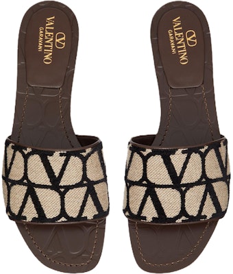 (W) Valentino Knit Slip-On Flat 'Beige Black' Wanita 2W0S0GS4WIC6ZN Lookbook (W) Valentino Knit Slip-On Flat 'Beige Black' Wanita 2W0S0GS4WIC6ZN