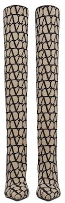 (W) Valentino But But Ke Lutut Runcing 'Beige' 3W2S0HI5FITKD1 Lookbook (W) Valentino But But Ke Lutut Runcing 'Beige' 3W2S0HI5FITKD1