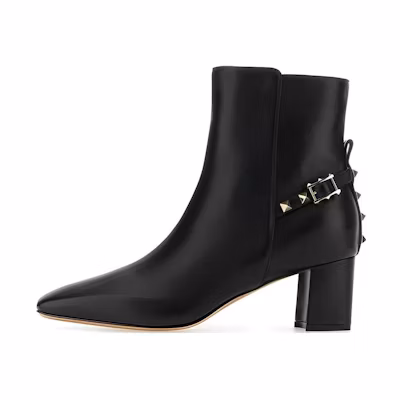 (W) Valentino Leather Round Toe Pull-On Ankle Boots 'Black'