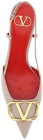 Valentino 華倫天奴 搭扣皮革涼鞋 女款 粉色 Shop Valentino 華倫天奴 搭扣皮革涼鞋 女款 粉色