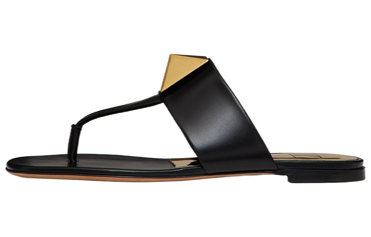 (W) Valentino One Stud 'Black'