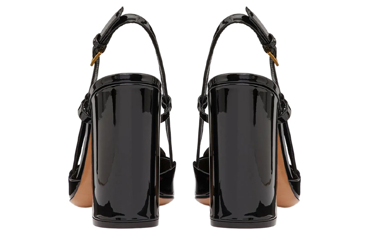 Shop (W) Valentino One Stud 'Sandal Bertumit Hitam'. 1W2S0ER2LAF0NO