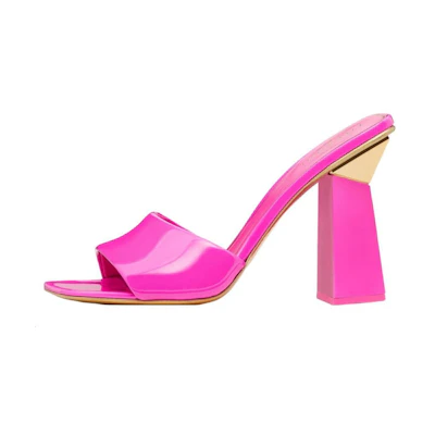 (W) Valentino One Stud 'Pink'