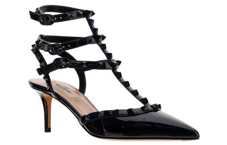 Lookbook (W) Valentino Sandal Kulit Patent dengan Gesper 'Black Fashion' 1W0S0375YPX0NO